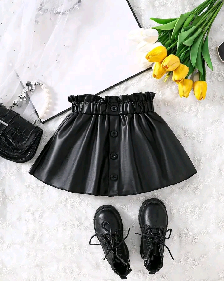 سكيرت جلد شي ان زراير