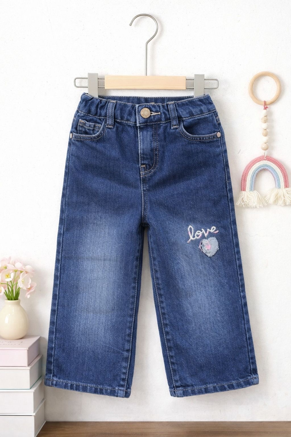 وايد ليج بيبي