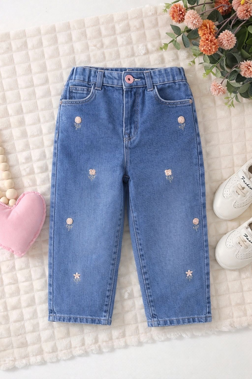 جينز بناتي ورد