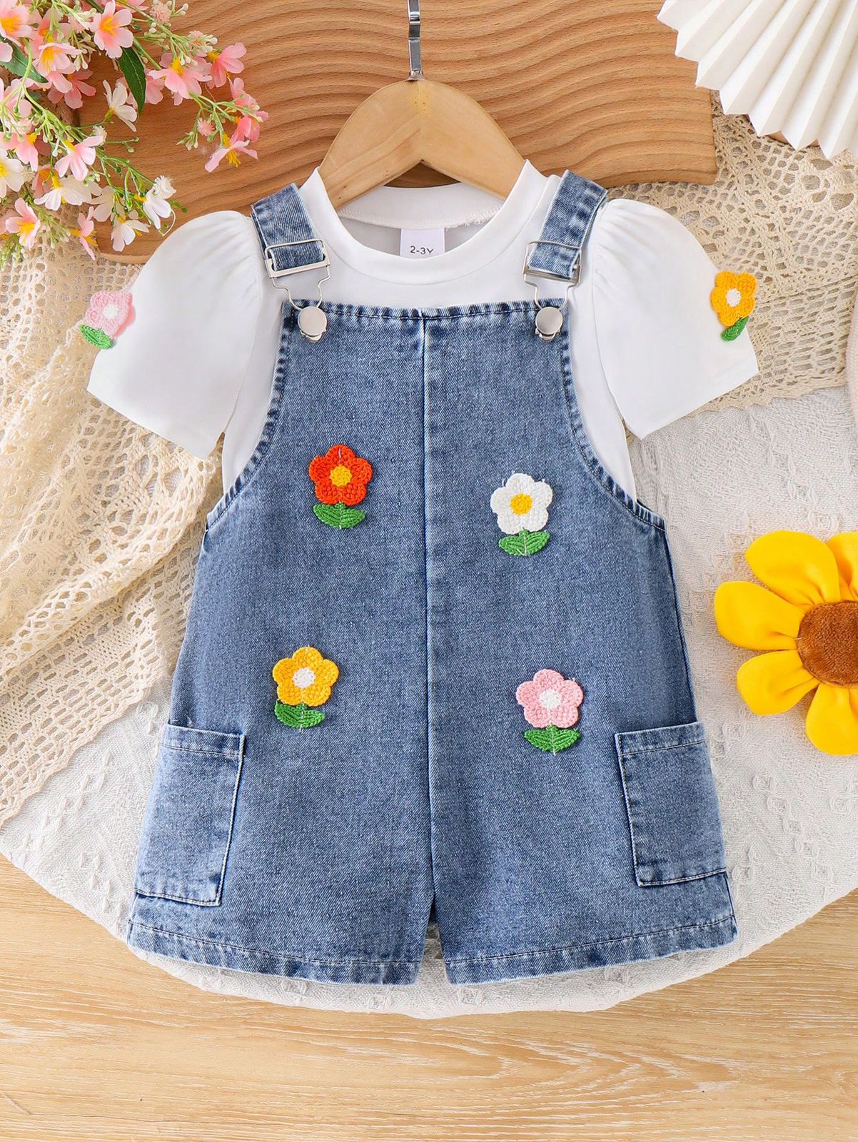 جامب سوت بناتي شي ان جينز ورد +توب